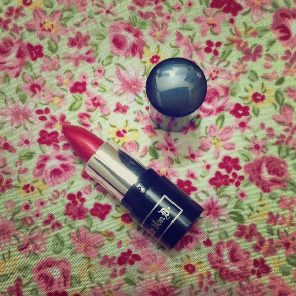 Kat von d foiled love lipstick