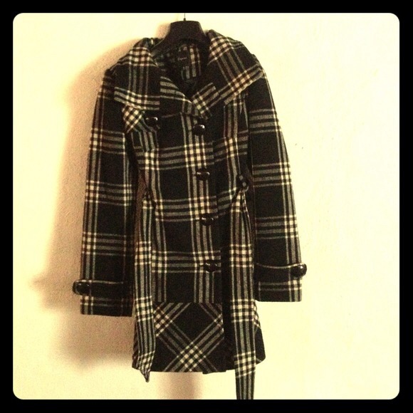 SOLD!!!! Express coat very warm - Picture 1 of 4