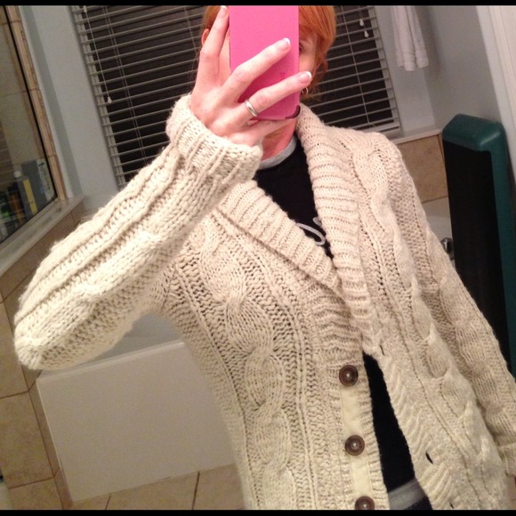 ABERCROMBIE & FITCH chunky knit cardigan
