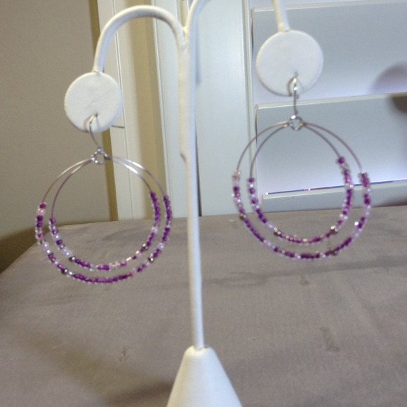 Loop Pierced Earrings.  Silver tone - Picture 1 of 4