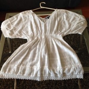 👚❤️ Express white off the shoulder blouse sold