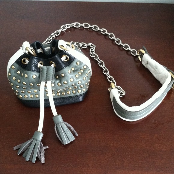 Diane von Furstenberg Handbags - 📦 SOLD IN BUNDLE! DVF signature 'Poppy' mini bag!