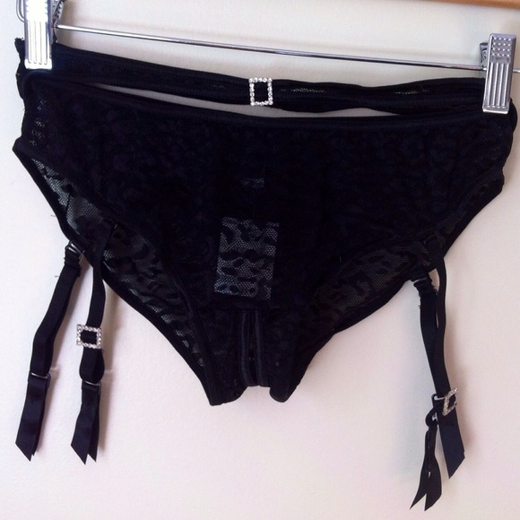*sold!* Black Lace garter panty SEDUCTION