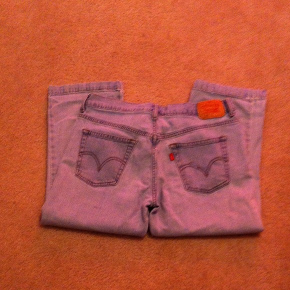 Levi capris