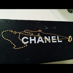 18k gold necklace