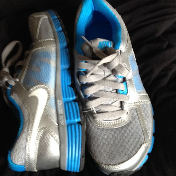 nike dual fusion 2013