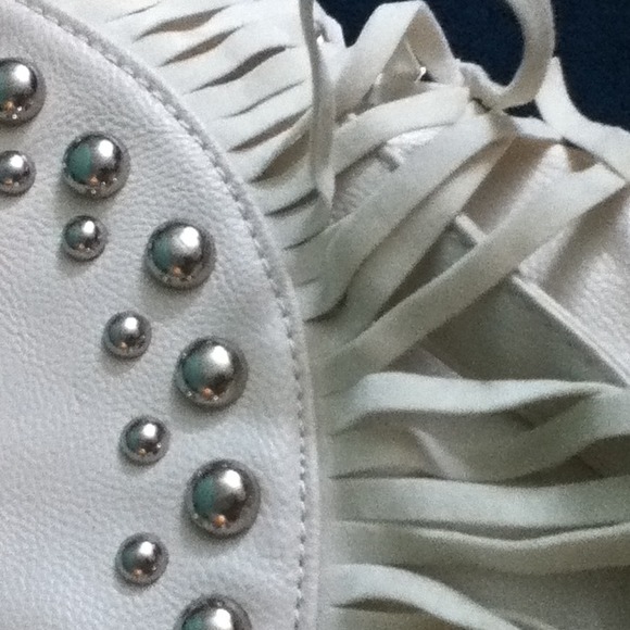 Purse - Picture 2 of 4