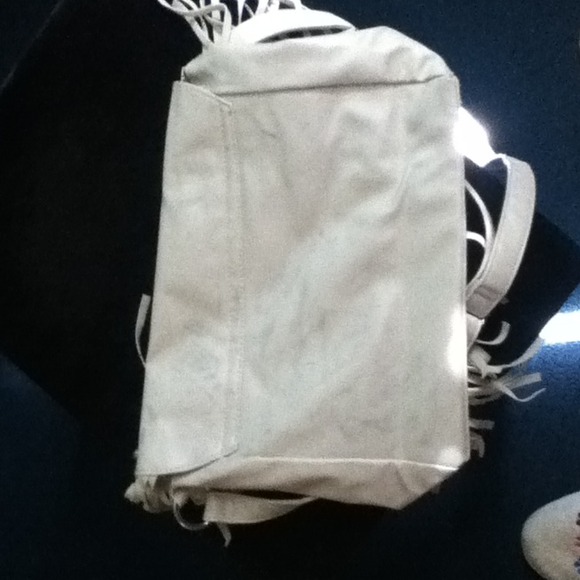 Purse - Picture 3 of 4