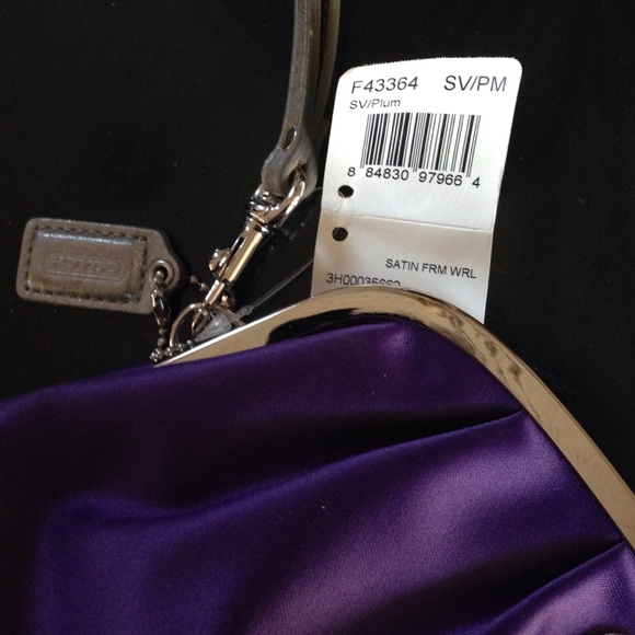 Coach purple wristlet! 💜 - Picture 4 of 4