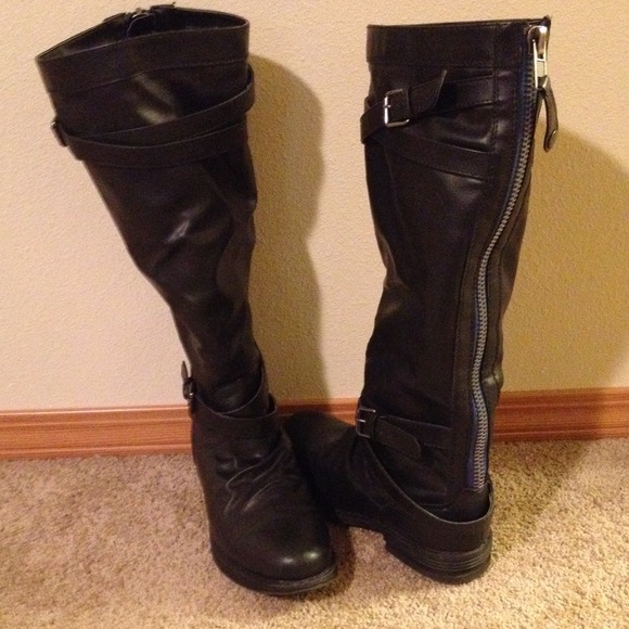 Black Boots