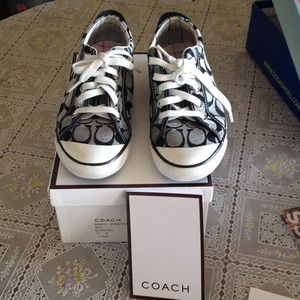 Coach barter black white coach shoes