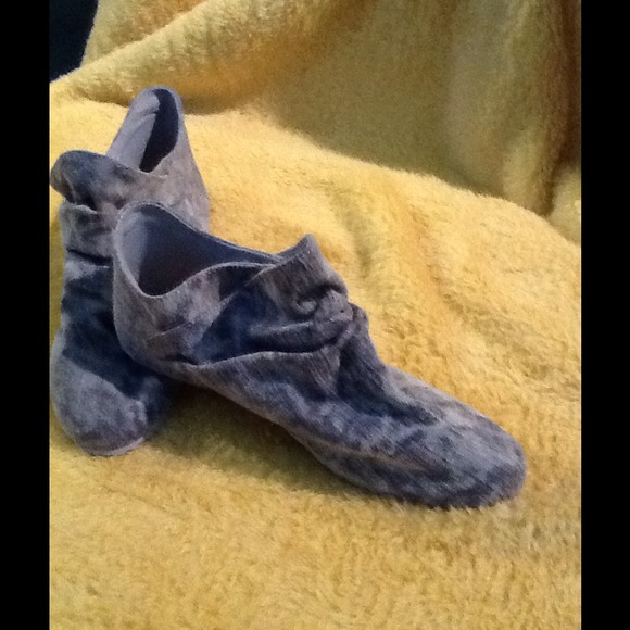 👍Cute and different hand dyed shoe never used - Picture 2 of 2