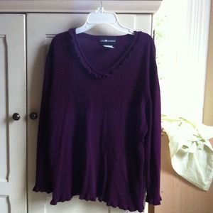 Sag Harbor light weight sweater