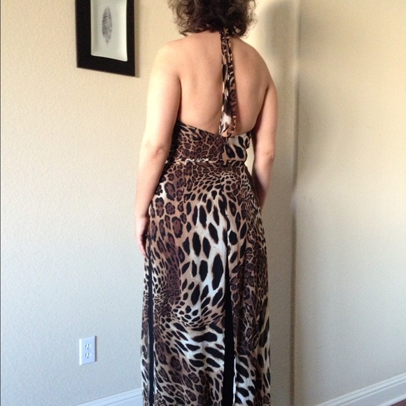 Dress - Picture 3 of 3