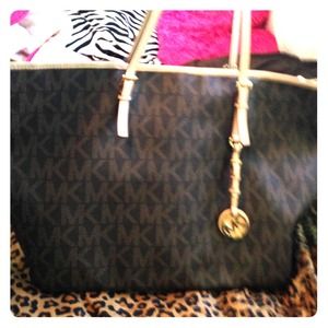 Michael Kors Tote