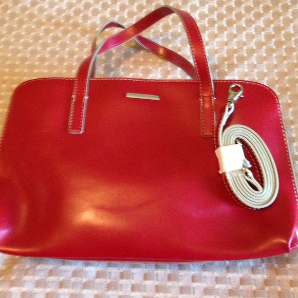 ⛔sold⛔Nine West handbag with long straps