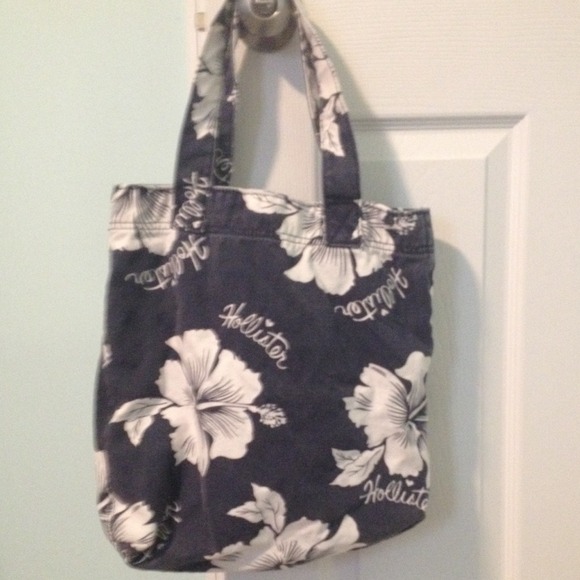 Hollister tote