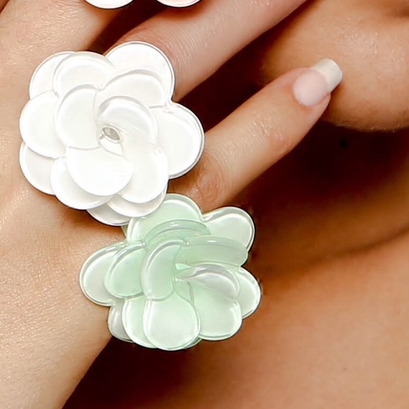 Mint Rose Ring