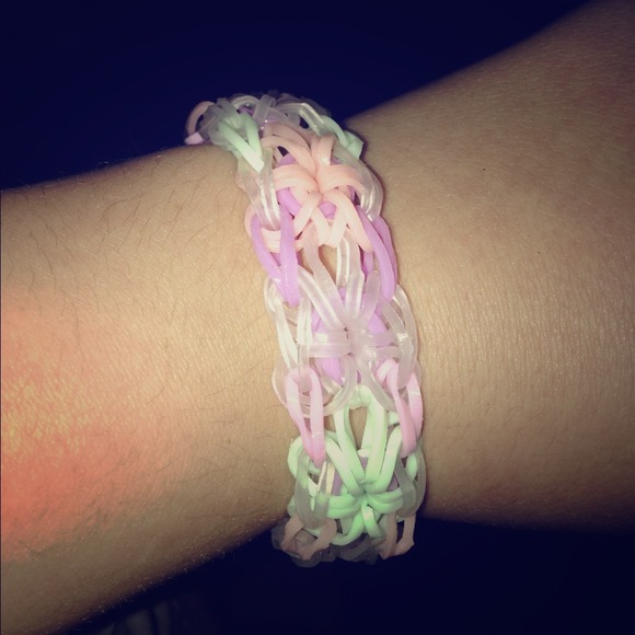 Rainbow loom bracelet