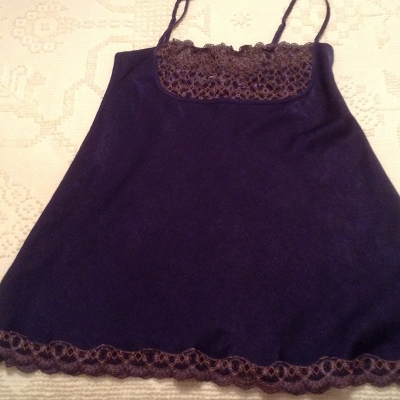 SOLD ON VINTED...BUNDLE- 4 Shorty Gowns - Picture 3 of 4