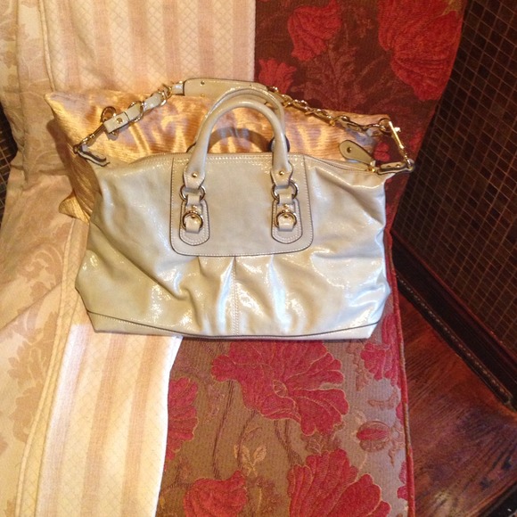 Coach handbag Ashley perforated leather satchel - Picture 2 of 4