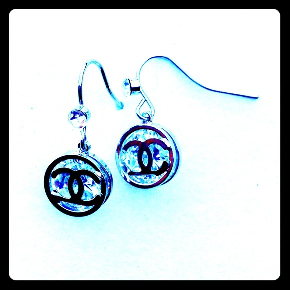 Silver dangle CC earrings