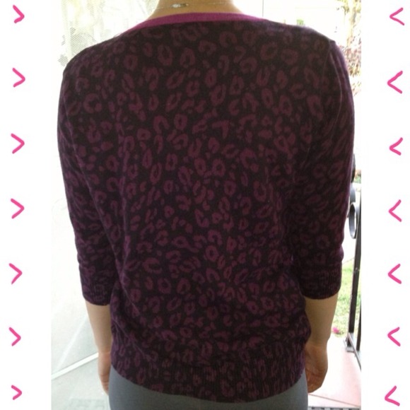 SOLD❗️HP💐12/23/13Merona purple cheetah cardigan! - Picture 4 of 4