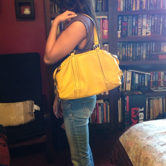 ❗️REDUCED❗️AUTHENTIC NWOT MICHAEL KORS PURSE - Picture 3 of 4