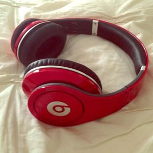 Beats by Dr Dre - beats studio