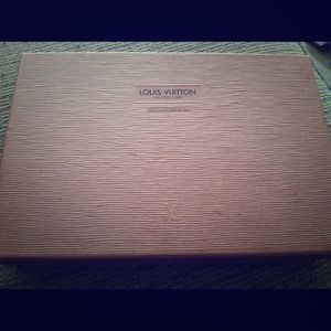 🎅Authentic Louis Vuitton box
