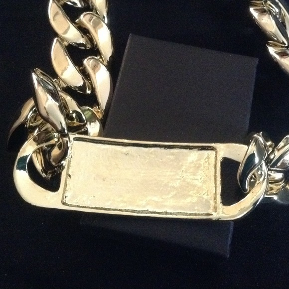 Necklace - Picture 2 of 3