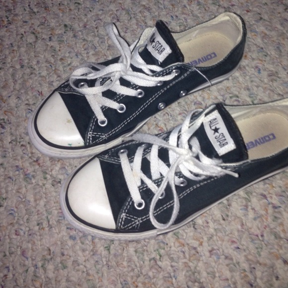 Black converse