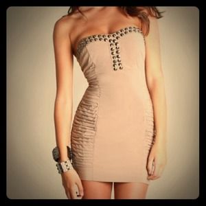 Brand new Nikibiki dress absolutely new