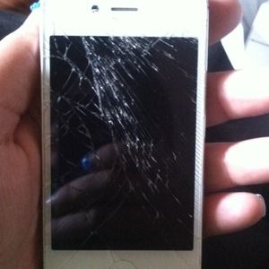 IPhone 4S! Comes with box