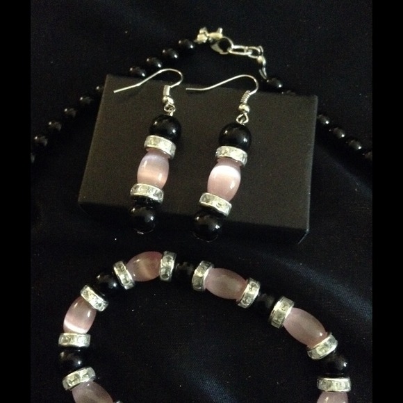 New set pink/black