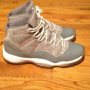COOL GRAYS
