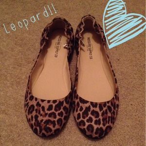 Mossimo Leopard Flats Size 7
