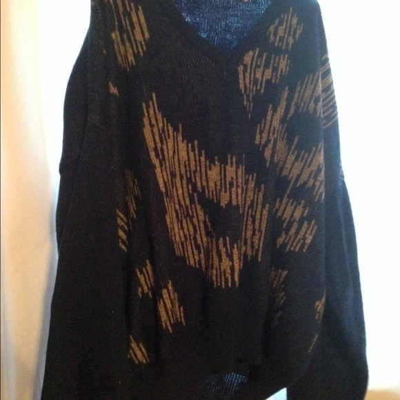 Oversized blue vintage knitted sweater