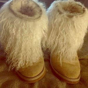 UGG boot size 6 💯 authentic gently used