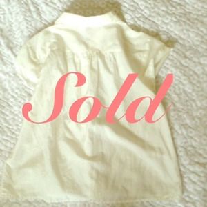 ❌SOLD❌White blouse from H&M