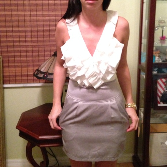 ‼️SOLD‼️ White ruffle dress