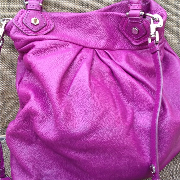 👉Sold💯Authentic Marc by Marc Jacobs Magenta