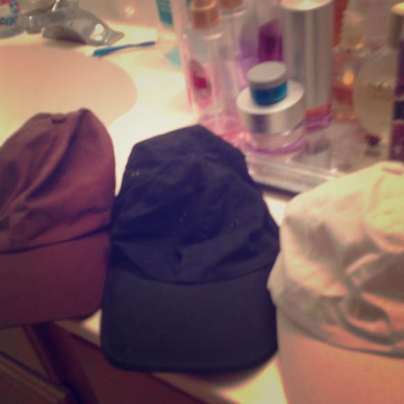 ⚾3 Baseball caps⚾