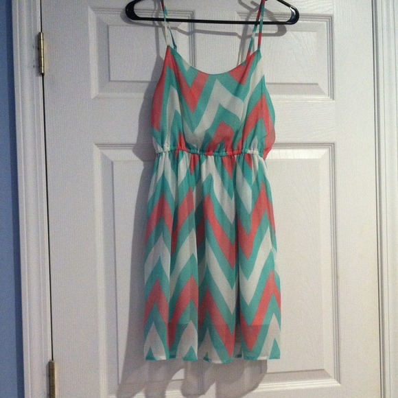 Beautiful silky pink and aqua chevron dress!