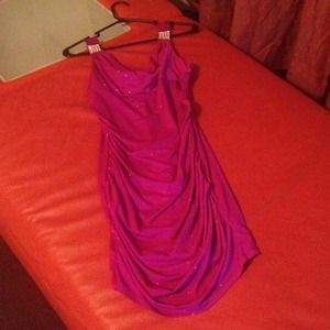 Sparky dress with accent on the straps