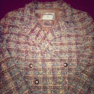 Chanel fantasy tweed jacket hold for @gigmuah!!