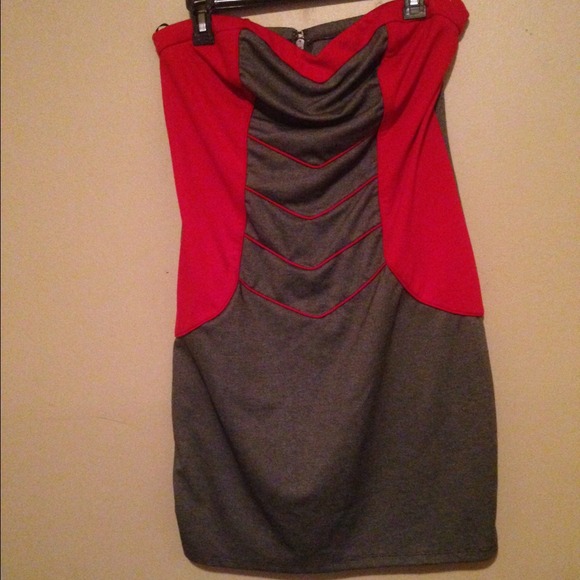 ⛔️Traded⛔️Forever 21 tube dress