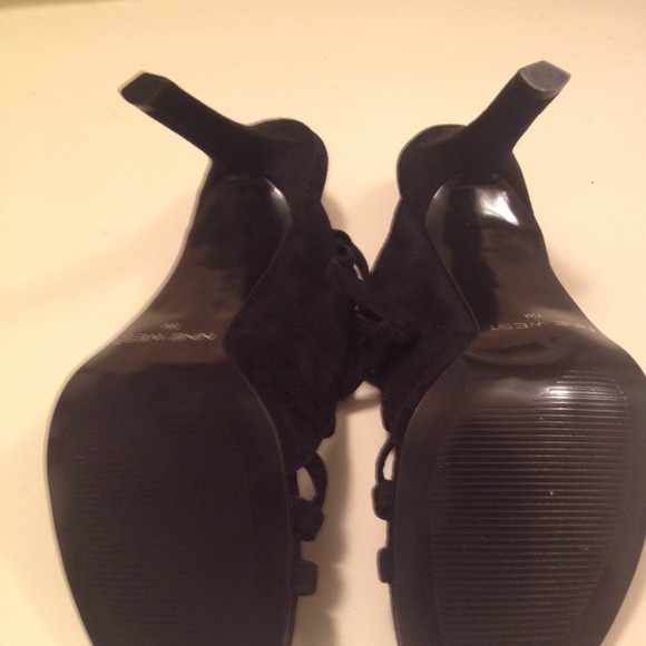 💕Shoes💕❌❌SOLD❌❌ - Picture 3 of 4