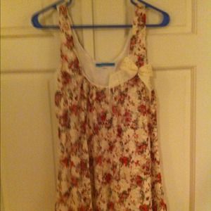 New JULIE'S CLOSET Sz. LG Chiffon BOW Design TANK