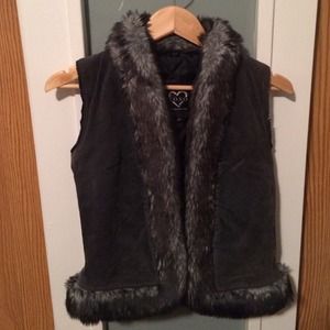 Suede and faux fur vest
